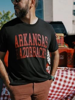Arkansas Razorbacks Logo T-Shirt -Fashion Home Store 1F96EFD3 1D3C 4385 A2DF 8E6773FF818E