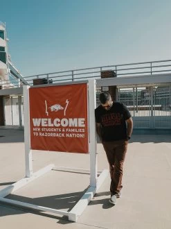 Arkansas Razorbacks Logo T-Shirt -Fashion Home Store 2E57BB0B 6B28 417E 983D 0328F1C6AFF0