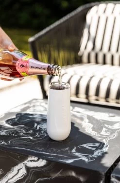 Vinglacé: Champagne Gift Sets With Glass Lined Flutes -Fashion Home Store 44e5b526c0c0917c067ce7bf16cb7082e6953804a53564a5f99cd19f0b35bb05