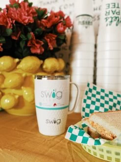 Swig Life: Golf Partee Travel Mug (18oz)