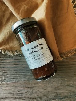 Stone Hollow Farmstead: Pink Grapefruit Marmalade