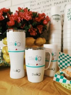 Swig Life: Golf Partee Travel Mug (18oz) -Fashion Home Store 92DD99BB D7E8 4D33 8A00 88F054F6CC2F b18b3761 7d3b 4548 af64 665f3afd6139