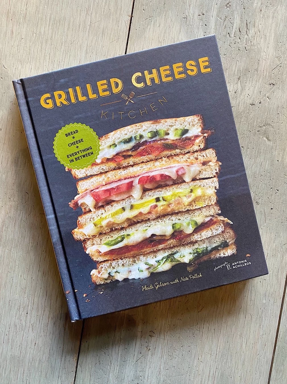 Chronicle Books Grilled Cheese Kitchen 7 Chronicle Books Grilled Cheese Kitchen - Image 7