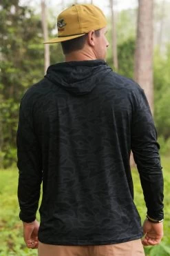 Burlebo: Performance Hoodie - Black Camo