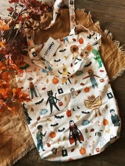 Trick-Or-Treaters Tote
