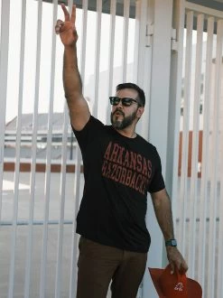 Arkansas Razorbacks Logo T-Shirt -Fashion Home Store C793F026 38A1 4663 BA02 8F720B85B05B