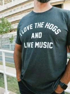 I Love The Hogs And Live Music T-Shirt -Fashion Home Store FF169F4A AD0F 411B 8CD6 1F1A01478072