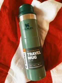 Stanley: Trigger Action Travel Mug - Hammertone Green -Fashion Home Store IMG 5783 3bc684b5 63fa 4cfd 89da 49ae5b02771c