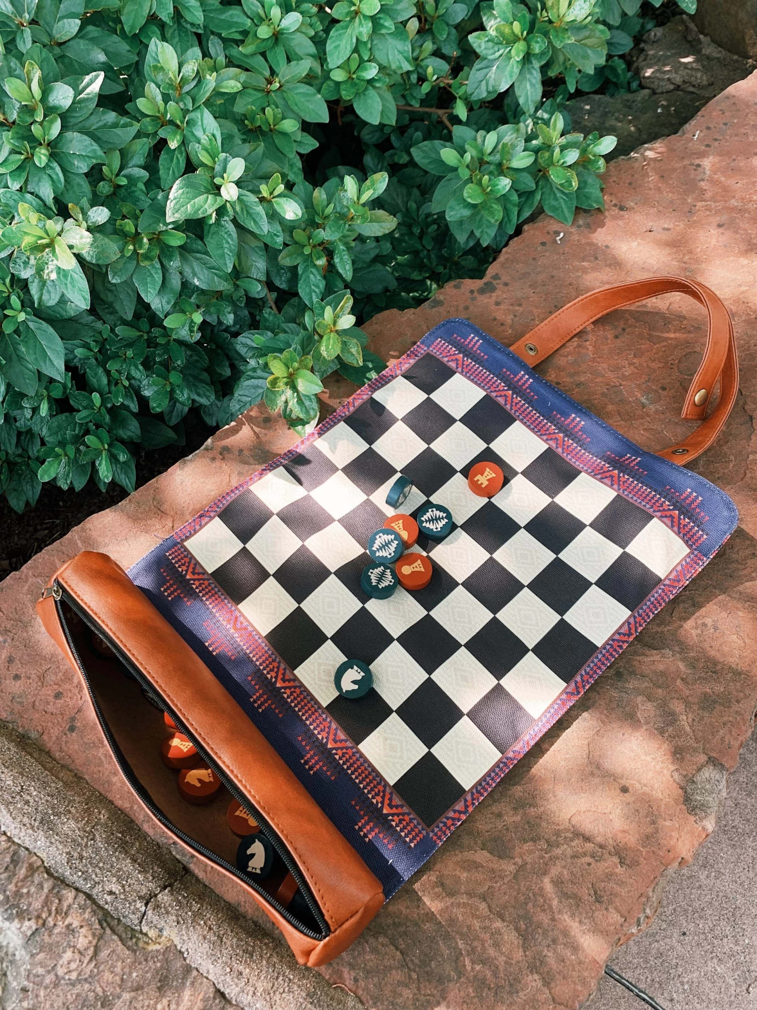 Chronicle Books Pendleton Chess & Checkers 4 Chronicle Books Pendleton Chess & Checkers - Image 4