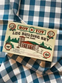 Roy Toy: Log Building Set - The Farm