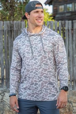 Burlebo: Perfomance Hoodie - Classic Deer Camo -Fashion Home Store classicdeercamo