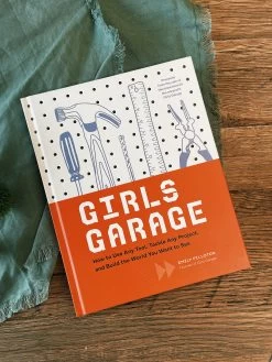 Chronicle Books Girl's Garage