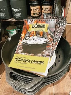 Lodge: Field Guide To Dutch Oven Cooking