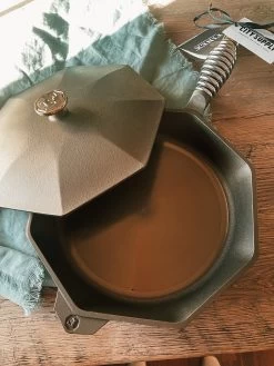 Finex: 12 Inch Skillet & Lid -Fashion Home Store image 4974789a 359d 4405 b6af 67a046d700a1