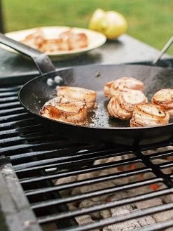 Lodge: 10 Inch Skillet