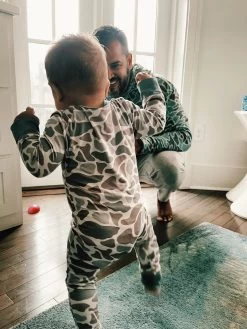 Burlebo: Perfomance Hoodie - Retro Duck Camo -Fashion Home Store image 823f7e8e 430e 47da 8d00 646b410734d8