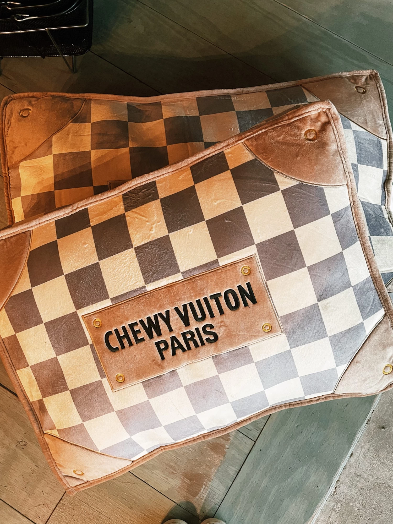 Checker Chewy Vuiton Bed - Small/Medium 2 Checker Chewy Vuiton Bed - Small/Medium - Image 2