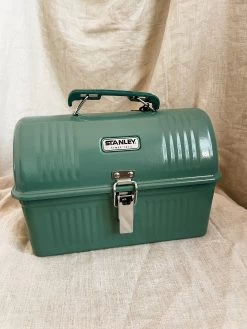 Stanley: Classic Lunch Box - 5.5qt -Fashion Home Store image a2b97b96 239f 4b73 b9c7 644577ce2278