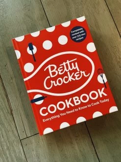 Harper Collins The Betty Crocker Cookbook