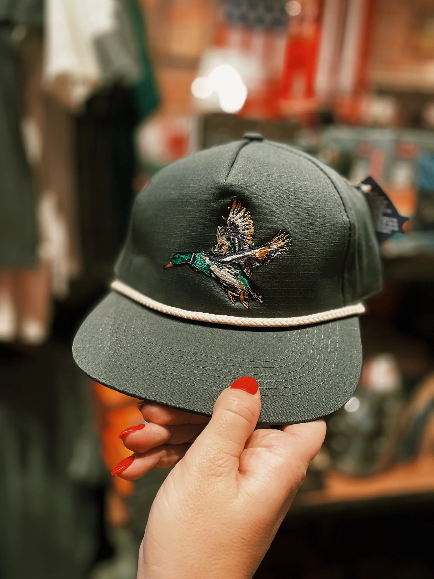 Burlebo: Diving Duck Cap 2 Burlebo: Diving Duck Cap - Image 2