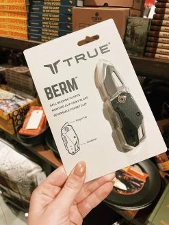 Berm Keychain Knife -Fashion Home Store image d50c4387 178a 4949 9eea 8ffe1491305c