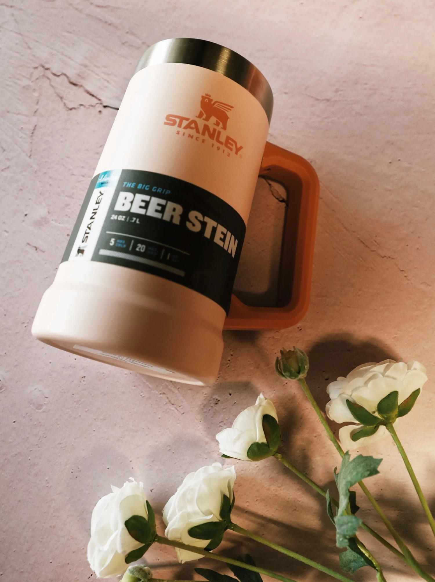 Stanley: The Big Grip Beer Stein - Limestone 2 Stanley: The Big Grip Beer Stein - Limestone - Image 2