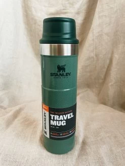 Stanley: Trigger Action Travel Mug - Hammertone Green -Fashion Home Store image e59550a6 103d 40a5 b0ff 9e573927c1dc