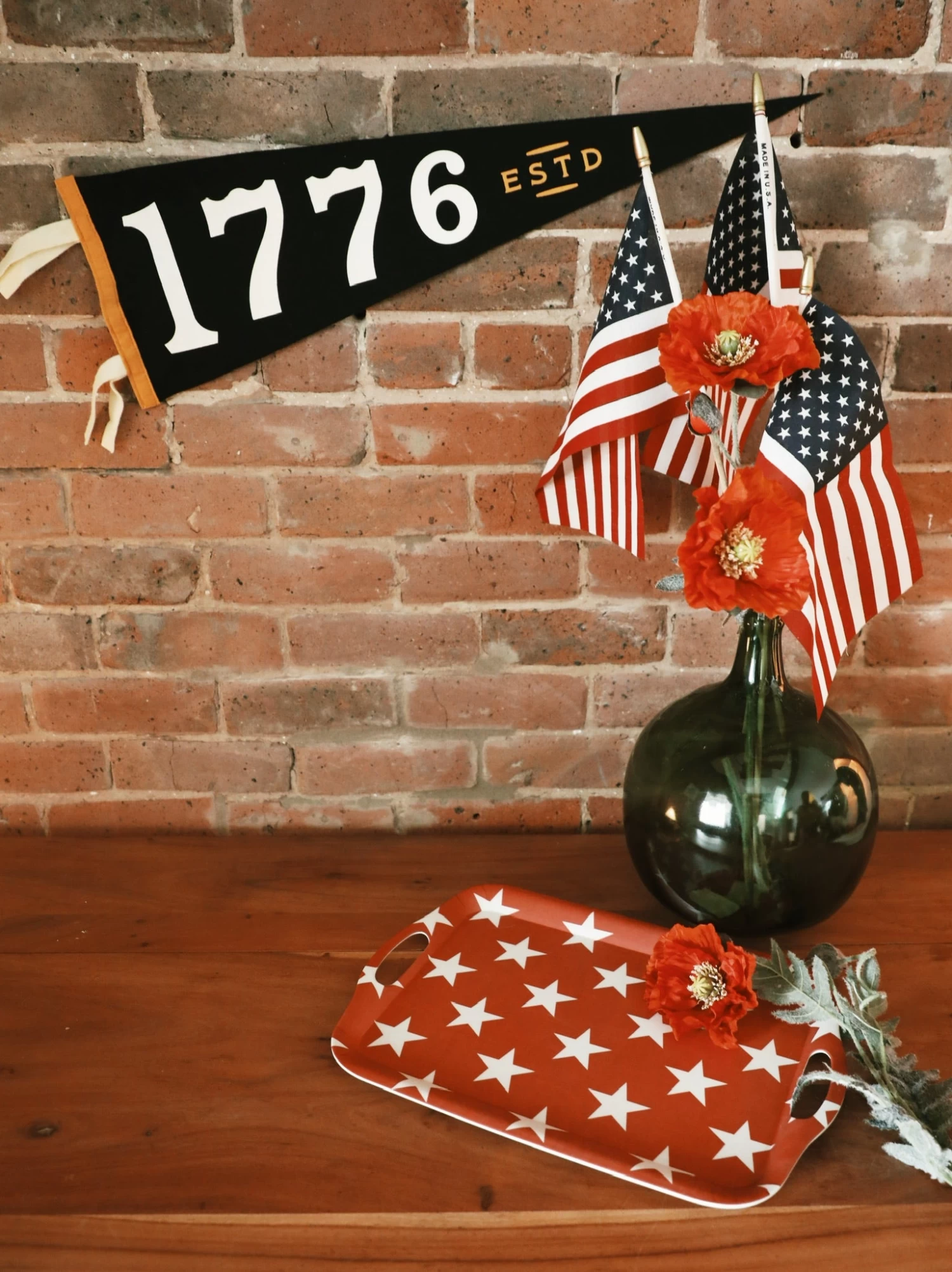 Red Star Reusable Bamboo Tray 3 Red Star Reusable Bamboo Tray - Image 3